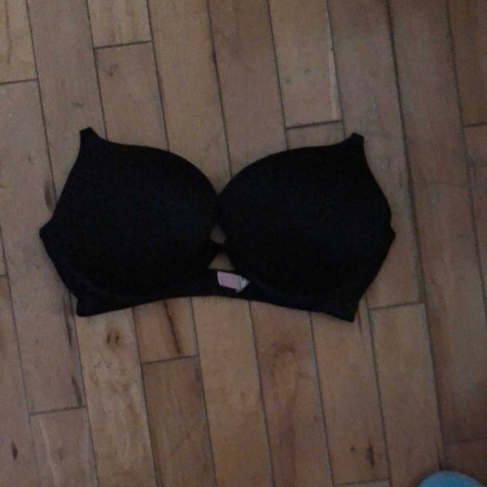 Victoria Secret very Sexy push up padded Bra 34D strapless